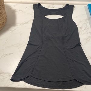 Lululemon workout tank top: size small